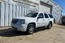 2013 GMC Yukon Denali AWD - Photo 9
