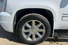 2013 GMC Yukon Denali AWD - Photo 10