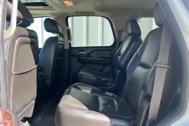 2013 GMC Yukon Denali AWD - Photo 14