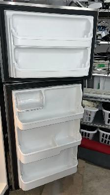 Frigidaire Stainless Stell 30" Refrigerator Fully Tested - Photo 4