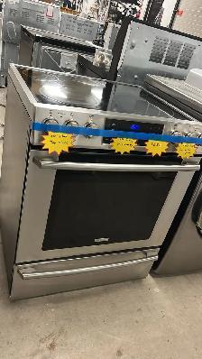 Electrolux 30" Flat Top Convection Stove Fully Tested