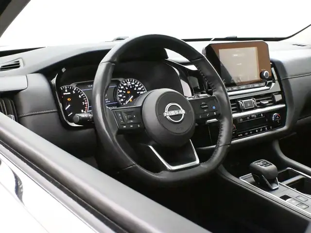 2024 Nissan Pathfinder SV AWD I Sunroof I Apple CarPlay I Heated - Photo 6