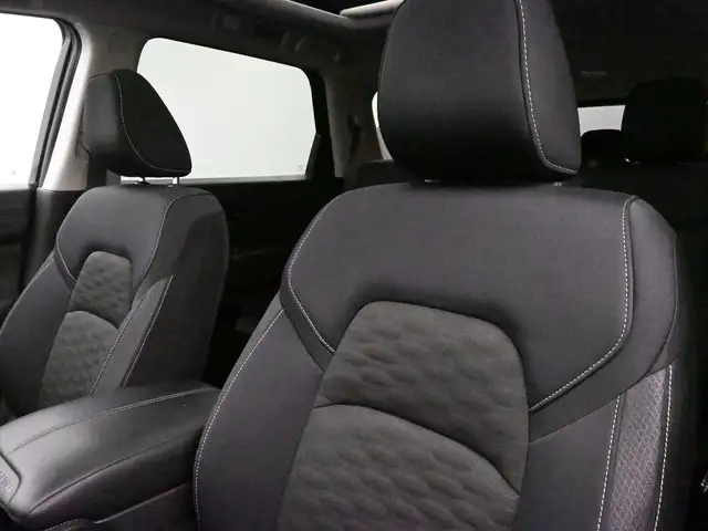 2024 Nissan Pathfinder SV AWD I Sunroof I Apple CarPlay I Heated - Photo 7