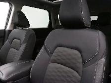 2024 Nissan Pathfinder SV AWD I Sunroof I Apple CarPlay I Heated - Photo 7