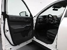 2024 Nissan Pathfinder SV AWD I Sunroof I Apple CarPlay I Heated - Photo 19