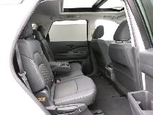 2024 Nissan Pathfinder SV AWD I Sunroof I Apple CarPlay I Heated - Photo 28