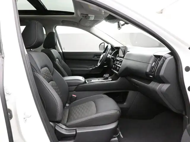 2024 Nissan Pathfinder SV AWD I Sunroof I Apple CarPlay I Heated - Photo 30