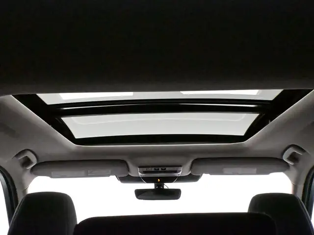 2024 Nissan Pathfinder SV AWD I Sunroof I Apple CarPlay I Heated - Photo 33