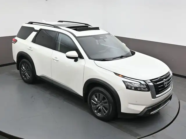 2024 Nissan Pathfinder SV AWD I Sunroof I Apple CarPlay I Heated - Photo 47
