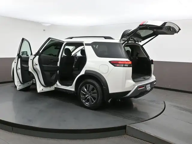 2024 Nissan Pathfinder SV AWD I Sunroof I Apple CarPlay I Heated - Photo 60
