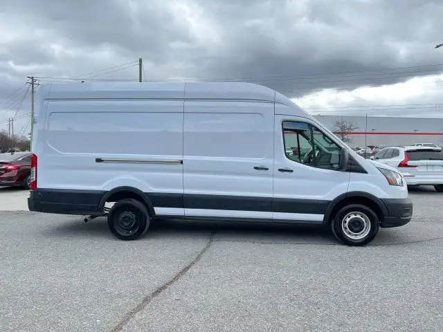 2024 Ford Transit Cargo Van - Photo 7