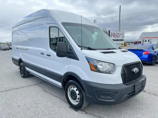 2024 Ford Transit Cargo Van - Photo 8