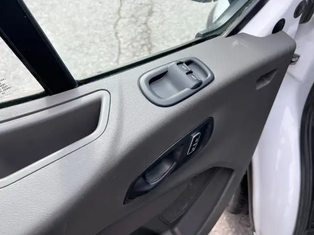 2024 Ford Transit Cargo Van - Photo 12