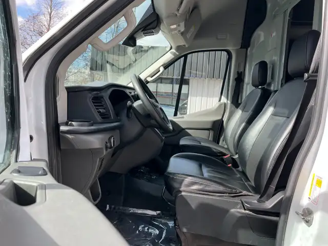 2024 Ford Transit Cargo Van - Photo 14