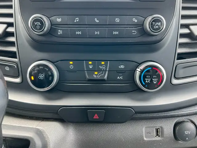 2024 Ford Transit Cargo Van - Photo 24