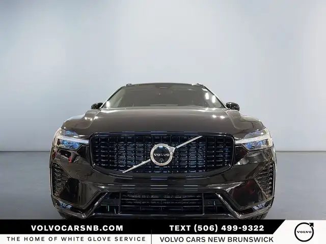 2025 Volvo XC60 B5 Plus Dark Theme | Certified Pre Owned! - Photo 2