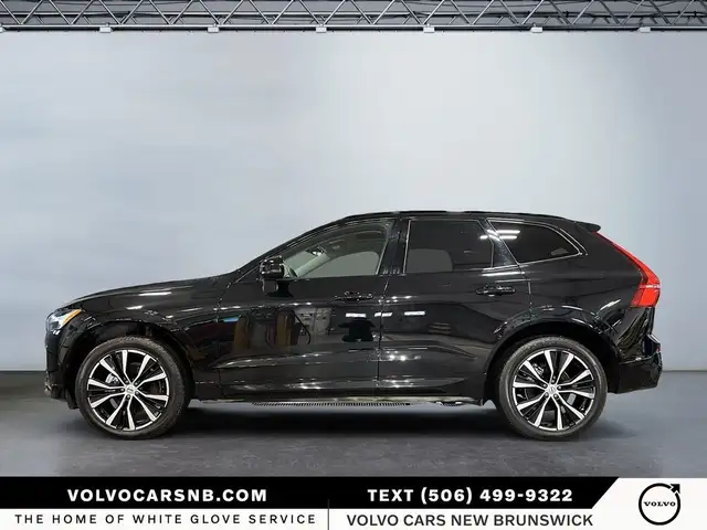 2025 Volvo XC60 B5 Plus Dark Theme | Certified Pre Owned! - Photo 5