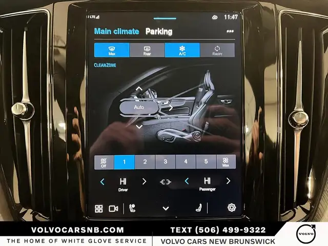 2025 Volvo XC60 B5 Plus Dark Theme | Certified Pre Owned! - Photo 11