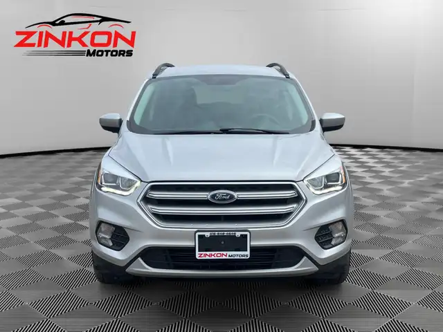 2017 Ford Escape SE | 4WD | 2.0L | CLEAN CARFAX | CAR-PLAY | BLU - Photo 8