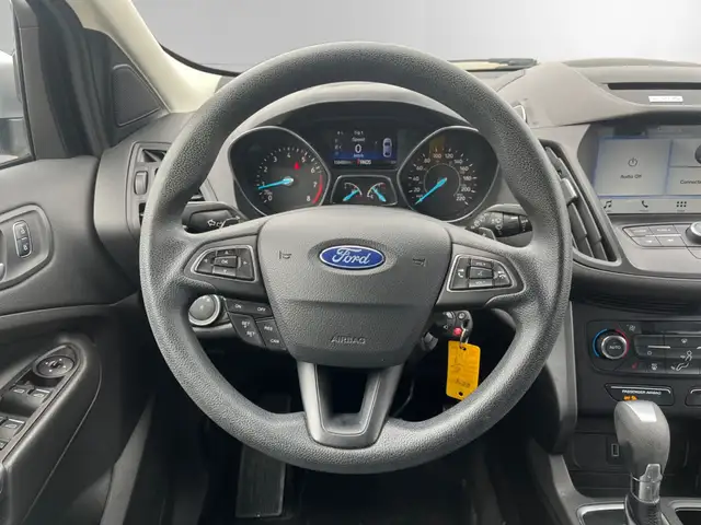 2017 Ford Escape SE | 4WD | 2.0L | CLEAN CARFAX | CAR-PLAY | BLU - Photo 16