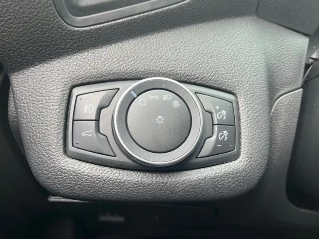 2017 Ford Escape SE | 4WD | 2.0L | CLEAN CARFAX | CAR-PLAY | BLU - Photo 23