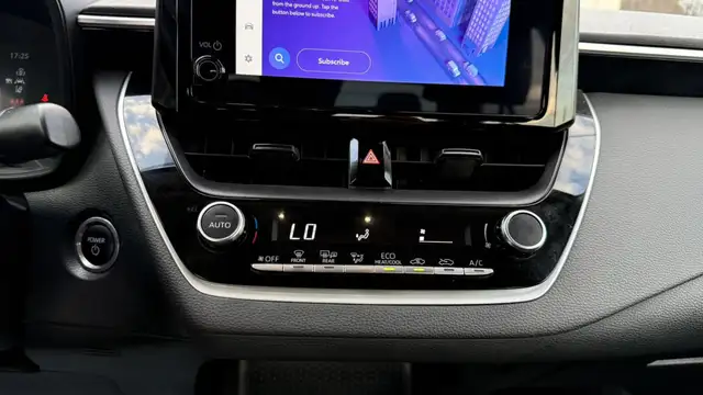 2023 Toyota Corolla Hybrid LE - Photo 8