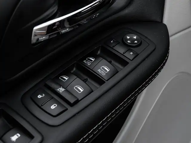 2017 Dodge Grand Caravan SXT PREMIUM PLUS|STOW AND GO|BLUETOOTH| - Photo 11