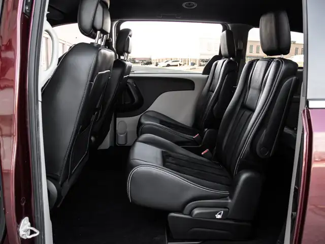 2017 Dodge Grand Caravan SXT PREMIUM PLUS|STOW AND GO|BLUETOOTH| - Photo 14