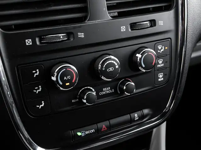 2017 Dodge Grand Caravan SXT PREMIUM PLUS|STOW AND GO|BLUETOOTH| - Photo 17