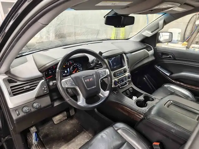 2019 GMC Yukon XL SLT 5.3L - Photo 7