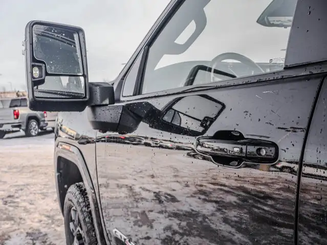 2026 GMC Sierra 3500HD AT4 - Photo 10