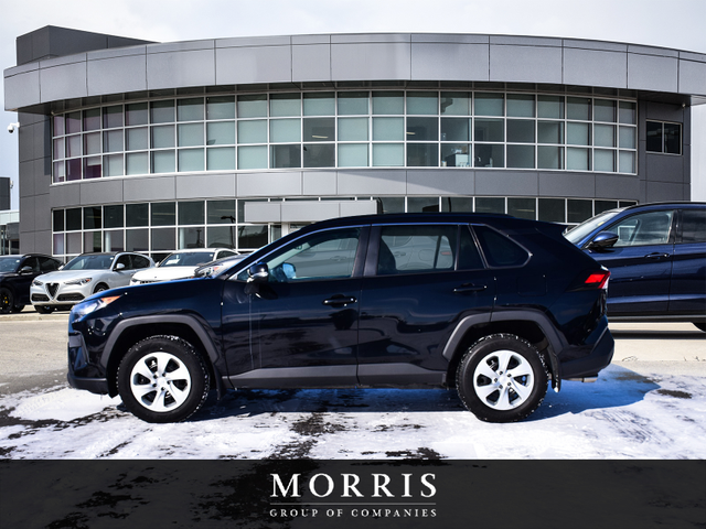 2021 Toyota Rav4 LE - Photo 3