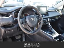 2021 Toyota Rav4 LE - Photo 11