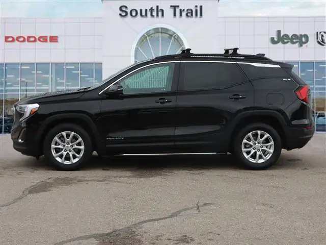 2021 GMC Terrain AWD 4dr SLE - Photo 3