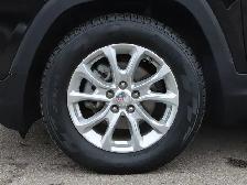 2021 GMC Terrain AWD 4dr SLE - Photo 4