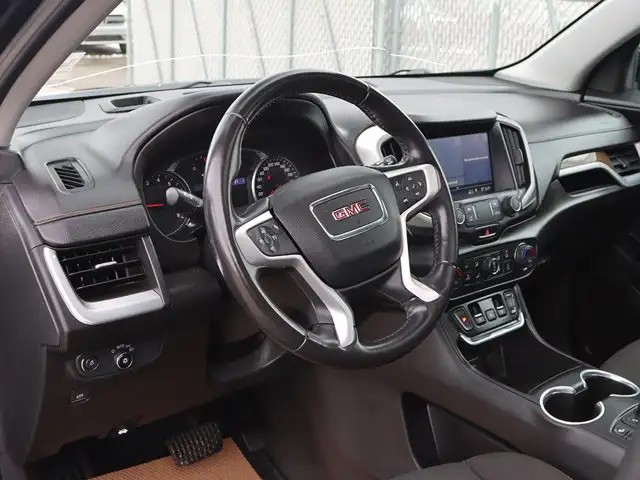 2021 GMC Terrain AWD 4dr SLE - Photo 5