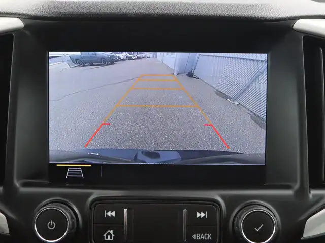 2021 GMC Terrain AWD 4dr SLE - Photo 13