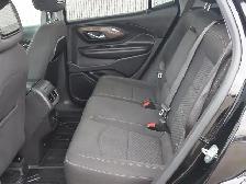 2021 GMC Terrain AWD 4dr SLE - Photo 25