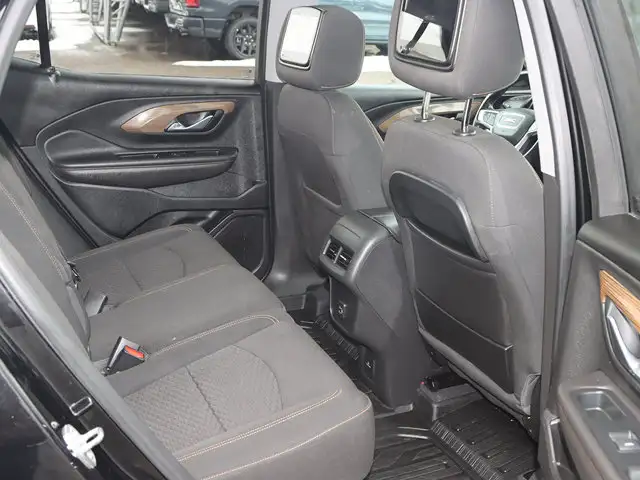 2021 GMC Terrain AWD 4dr SLE - Photo 26