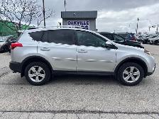 2014 Toyota RAV4 FWD 4dr XLE - Photo 8