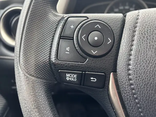 2014 Toyota RAV4 FWD 4dr XLE - Photo 14