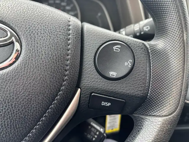2014 Toyota RAV4 FWD 4dr XLE - Photo 15