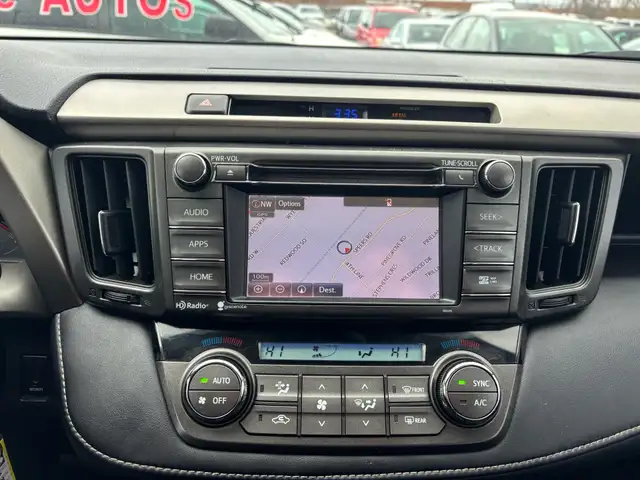 2014 Toyota RAV4 FWD 4dr XLE - Photo 18