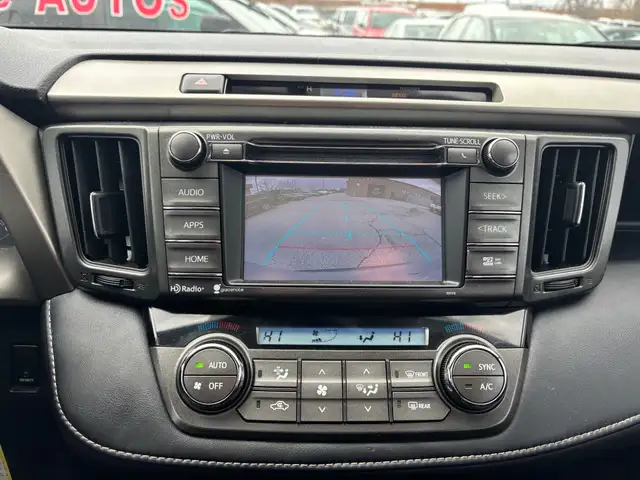 2014 Toyota RAV4 FWD 4dr XLE - Photo 19