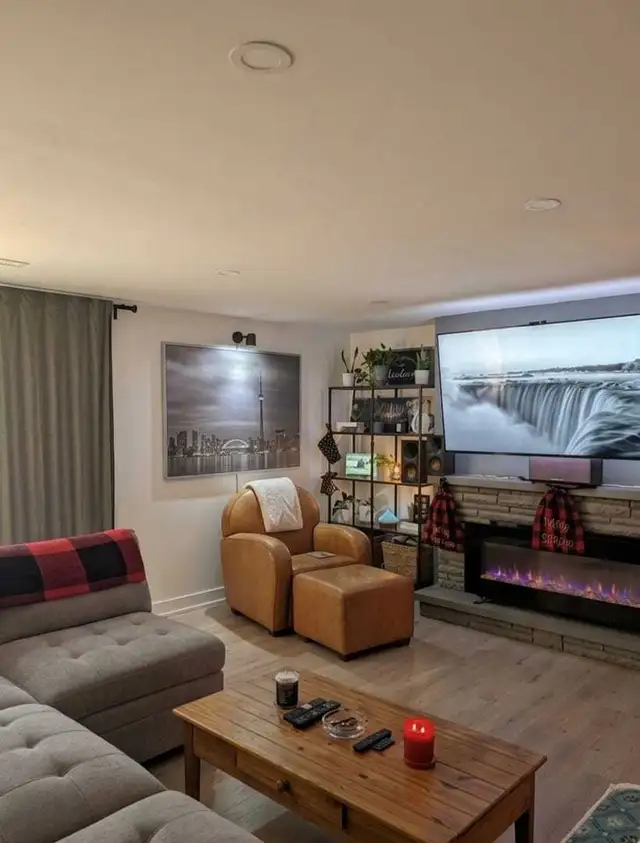 South Etobicoke Basement Apartment In Markland Woods - Photo 3