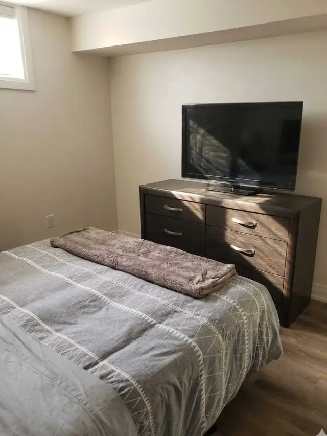 South Etobicoke Basement Apartment In Markland Woods - Photo 8