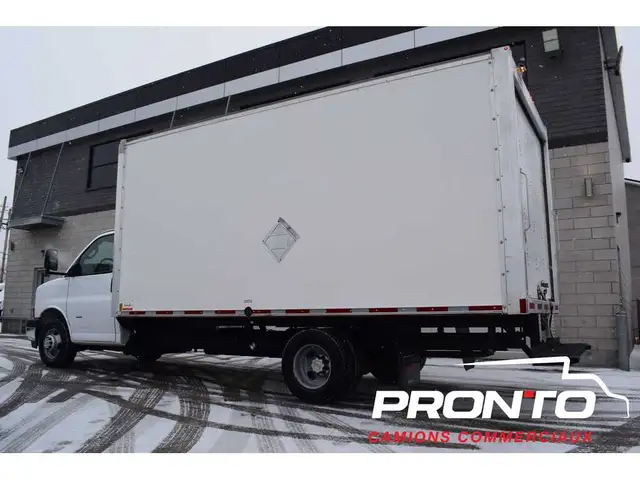 2020 Chevrolet Express Commercial Cutaway Cube 16 pieds  Camer - Photo 5