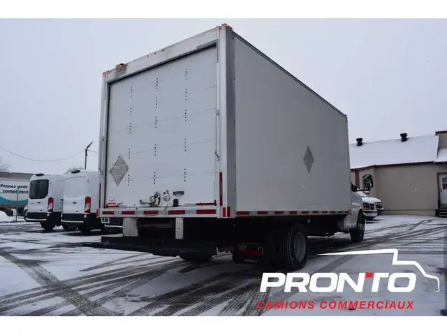 2020 Chevrolet Express Commercial Cutaway Cube 16 pieds  Camer - Photo 11