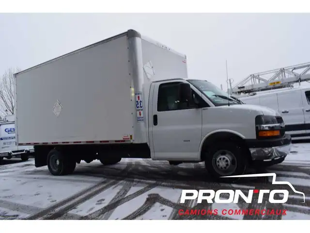 2020 Chevrolet Express Commercial Cutaway Cube 16 pieds  Camer - Photo 13