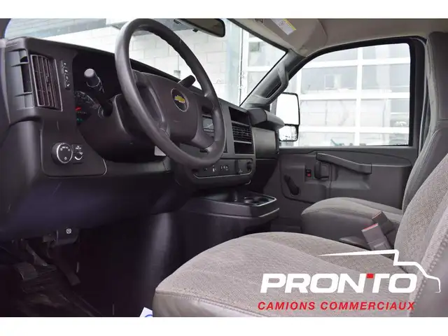 2020 Chevrolet Express Commercial Cutaway Cube 16 pieds  Camer - Photo 16